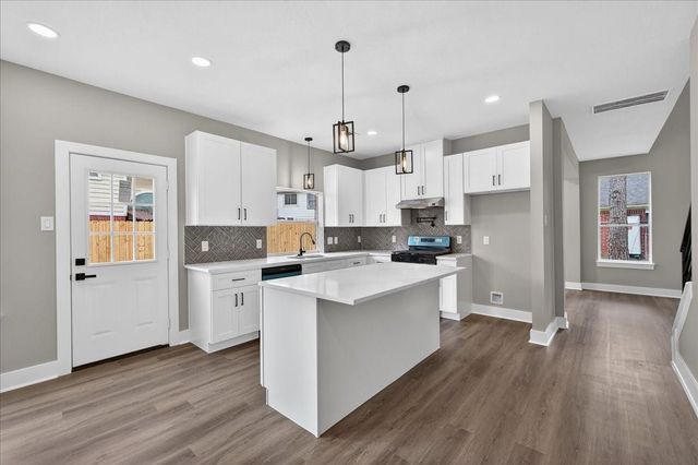 14615 Hollow Ash Court, Houston, TX 77015