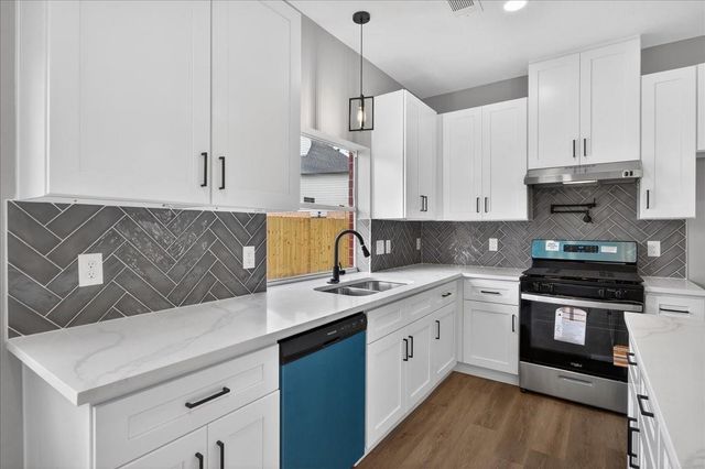 14615 Hollow Ash Court, Houston, TX 77015