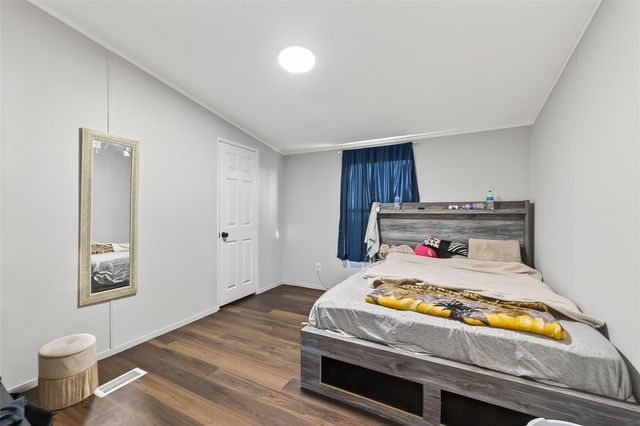 497 Rd 5603, Cleveland, TX 77327