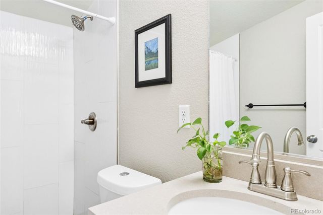 425 N Corona Street, Denver, CO 80218