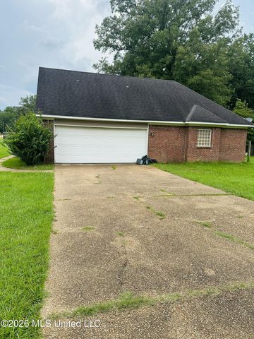 133 Wildwood Boulevard, Jackson, MS 39212