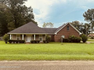 133 Wildwood Boulevard, Jackson, MS 39212