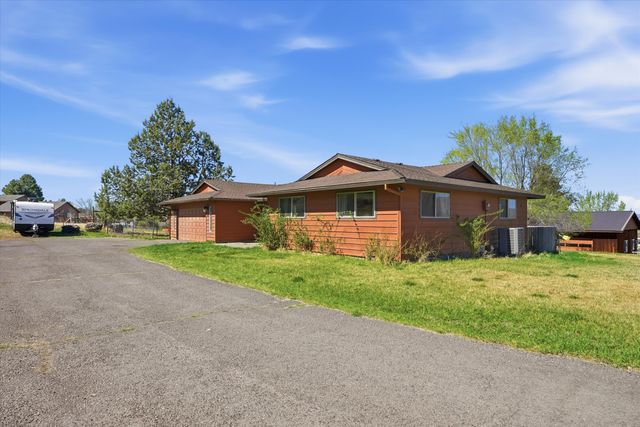 1721 NW Lynch Way, Terrebonne, OR 97760