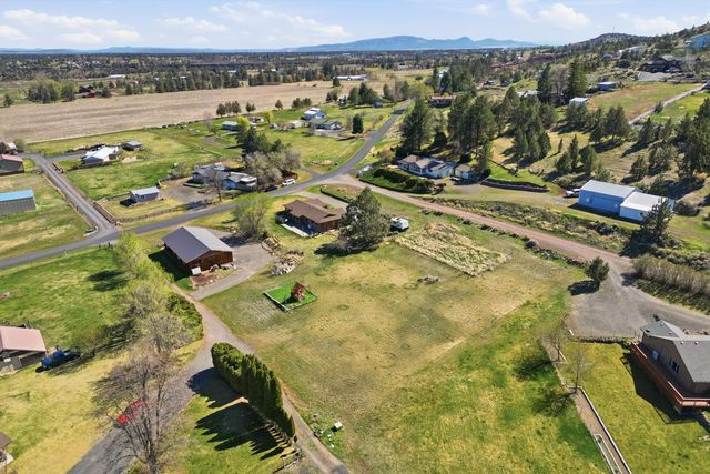 1721 NW Lynch Way, Terrebonne, OR 97760