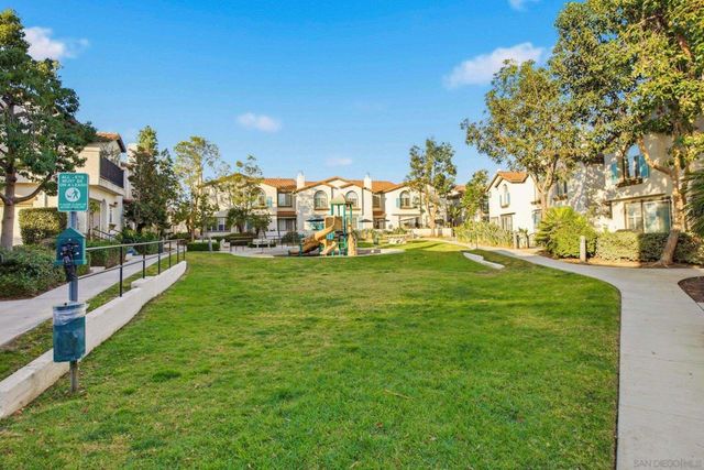 293 Reef Point Way Unit 5, Oceanside, CA 92058