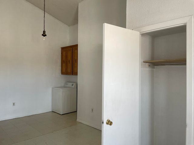 7214 DALE Road 2, El Paso, TX 79915