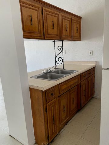 7214 DALE Road 2, El Paso, TX 79915