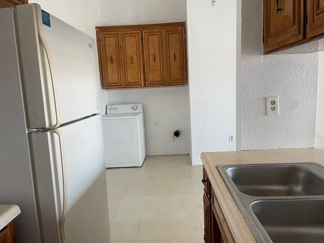 7214 DALE Road 2, El Paso, TX 79915