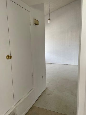 7214 DALE Road 2, El Paso, TX 79915