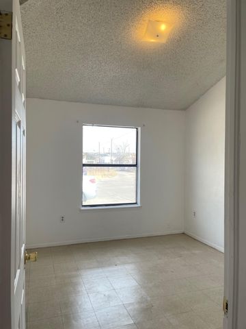 7214 DALE Road 2, El Paso, TX 79915