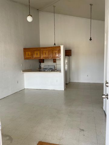 7214 DALE Road 2, El Paso, TX 79915