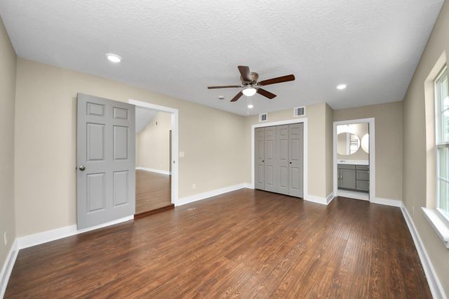 7406 W Lambuth Lane, Deer Park, TX 77536