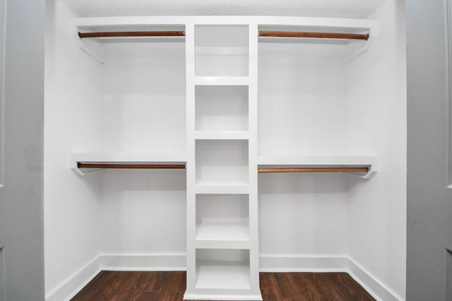 7406 W Lambuth Lane, Deer Park, TX 77536