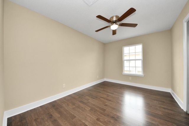 7406 W Lambuth Lane, Deer Park, TX 77536