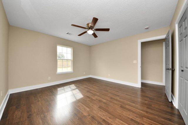 7406 W Lambuth Lane, Deer Park, TX 77536