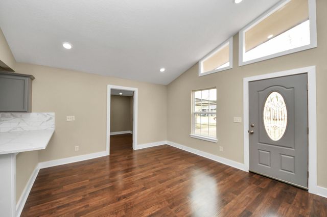 7406 W Lambuth Lane, Deer Park, TX 77536