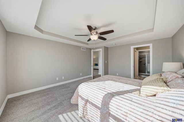 9128 Baybrook Circle, Lincoln, NE 68516