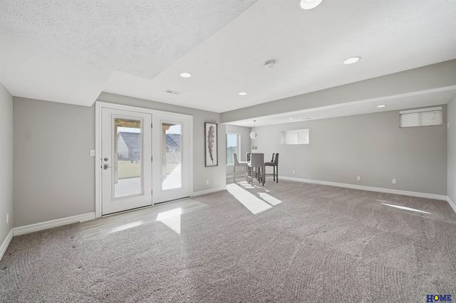 9128 Baybrook Circle, Lincoln, NE 68516