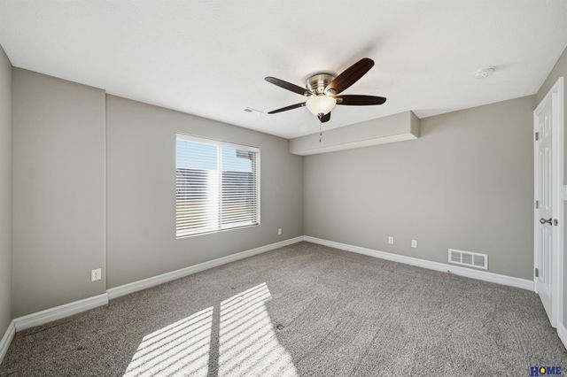 9128 Baybrook Circle, Lincoln, NE 68516