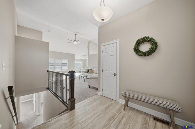 9128 Baybrook Circle, Lincoln, NE 68516