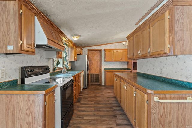 20162 Wedgewood Drive, South Bend, IN 46637