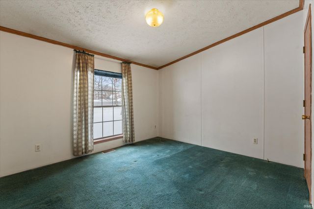 20162 Wedgewood Drive, South Bend, IN 46637