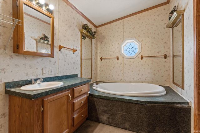 20162 Wedgewood Drive, South Bend, IN 46637