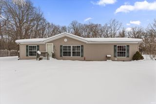 20162 Wedgewood Drive, South Bend, IN 46637