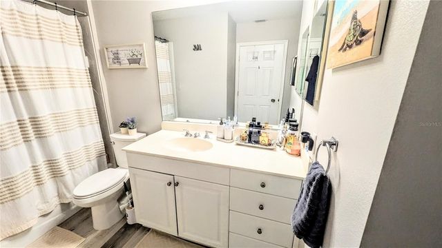 5687 KEY LARGO COURT 5687, Bradenton, FL 34203