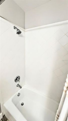 5687 KEY LARGO COURT 5687, Bradenton, FL 34203