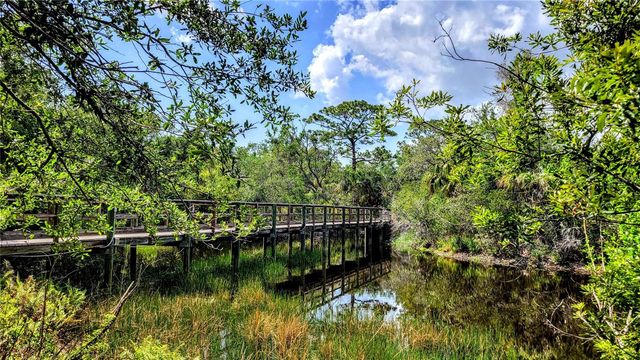 5687 KEY LARGO COURT 5687, Bradenton, FL 34203