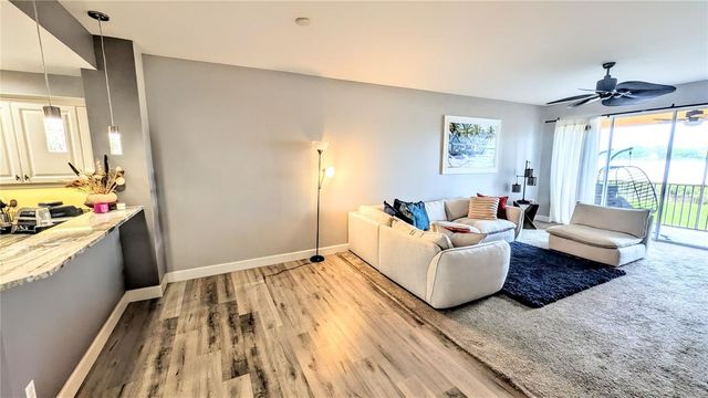 5687 KEY LARGO COURT 5687, Bradenton, FL 34203