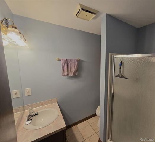 7044 Springtree Lane, Grand Rapids, MI 49548