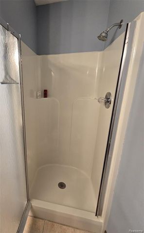 7044 Springtree Lane, Grand Rapids, MI 49548