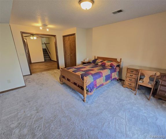 7044 Springtree Lane, Grand Rapids, MI 49548