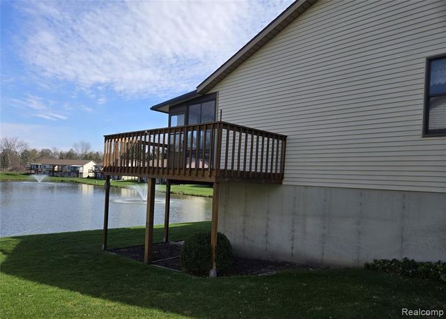 7044 Springtree Lane, Grand Rapids, MI 49548