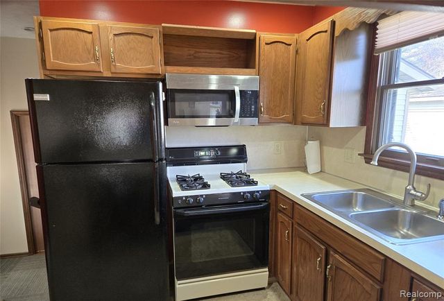 7044 Springtree Lane, Grand Rapids, MI 49548