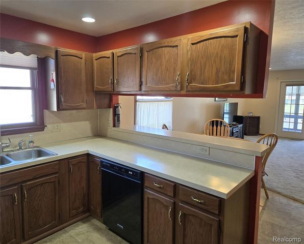 7044 Springtree Lane, Grand Rapids, MI 49548