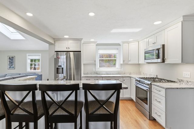 103 Belmont St, Weymouth, MA 02188