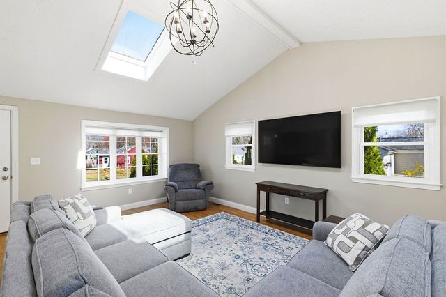 103 Belmont St, Weymouth, MA 02188