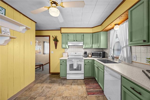 128 Garden Street, Geneva City, NY 14456