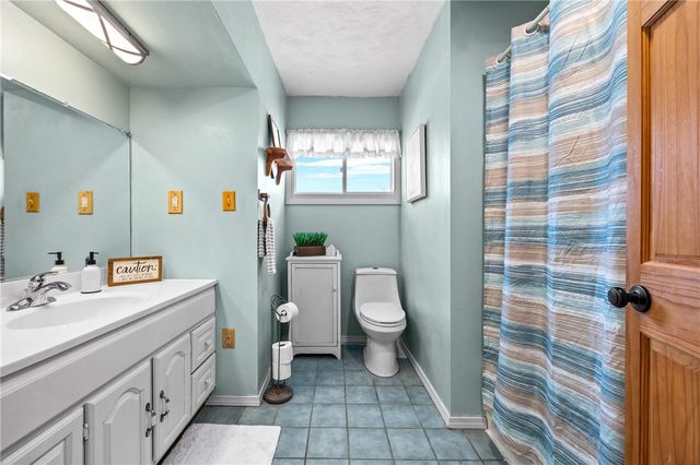 128 Garden Street, Geneva City, NY 14456