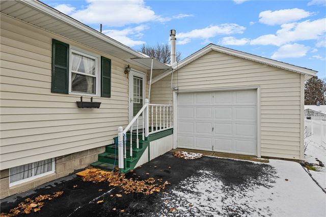 128 Garden Street, Geneva City, NY 14456