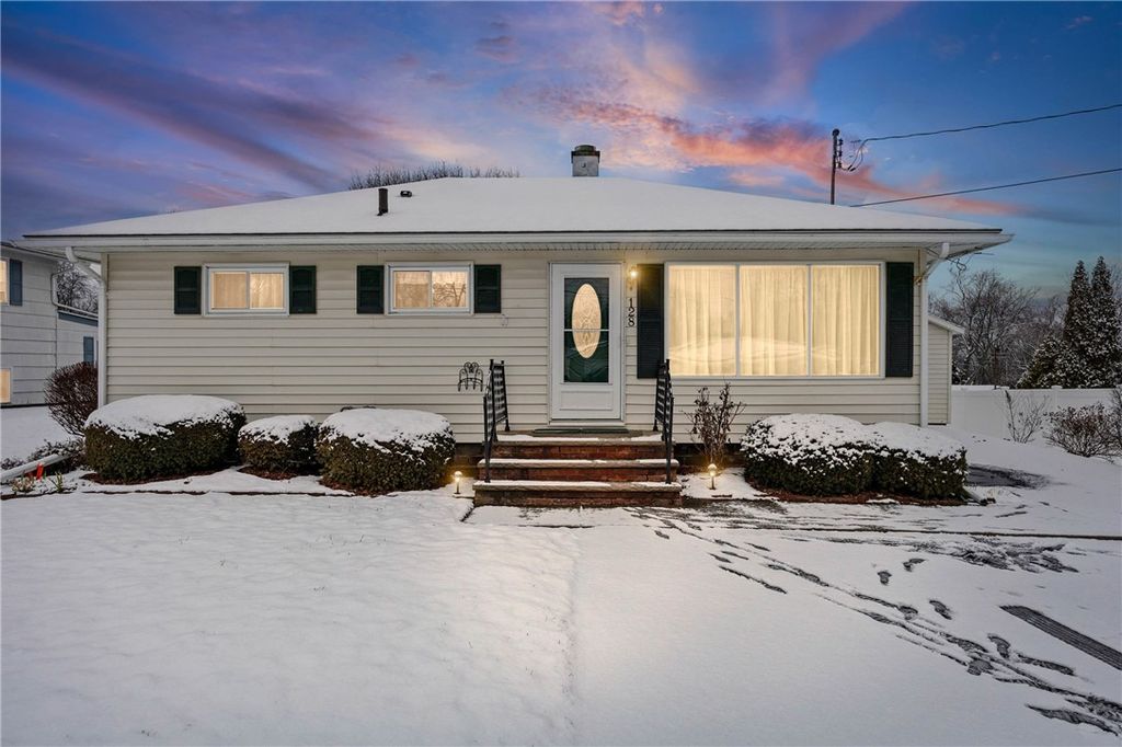 128 Garden Street, Geneva City, NY 14456