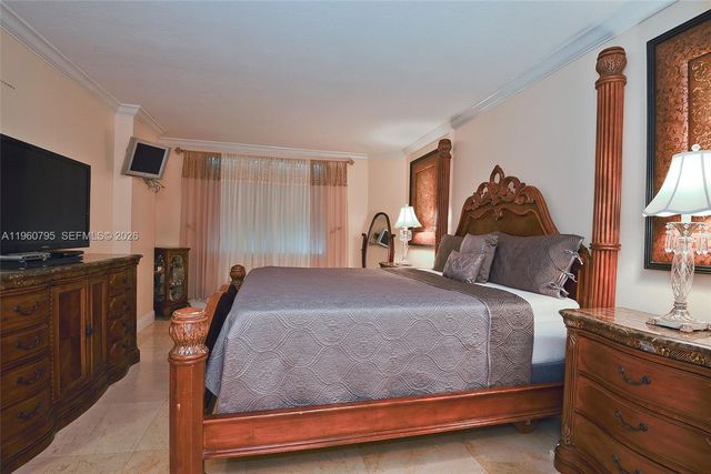 1985 S Ocean Dr 2F, Hallandale Beach, FL 33009