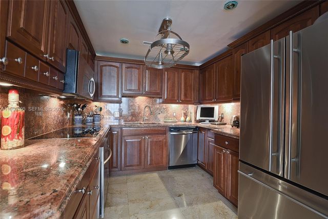 1985 S Ocean Dr 2F, Hallandale Beach, FL 33009