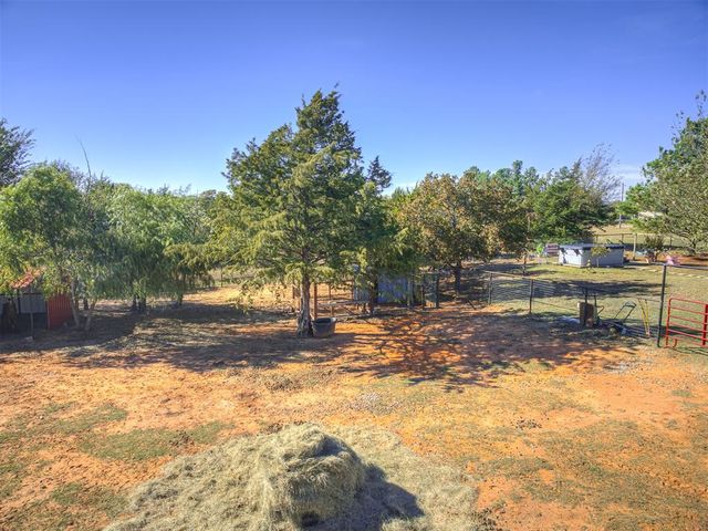 45 Deer Run Road, Mcloud, OK 74851