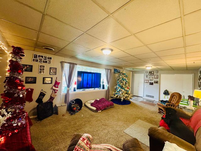 2403 E main Street, Westfrank, IL 62896