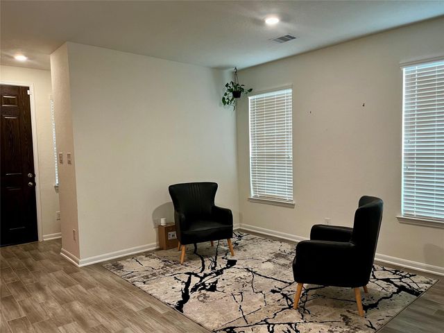 4118 Mossy Banks Lane, Houston, TX 77068