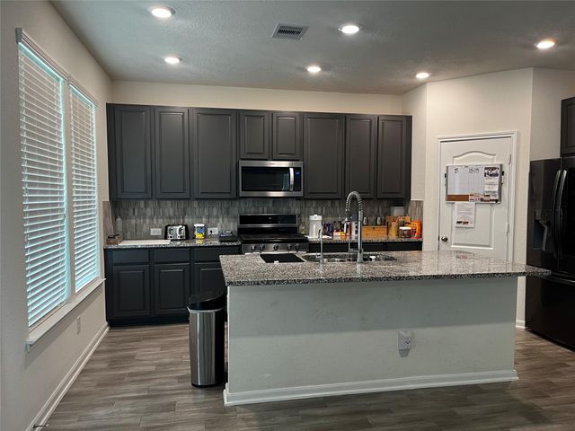 4118 Mossy Banks Lane, Houston, TX 77068